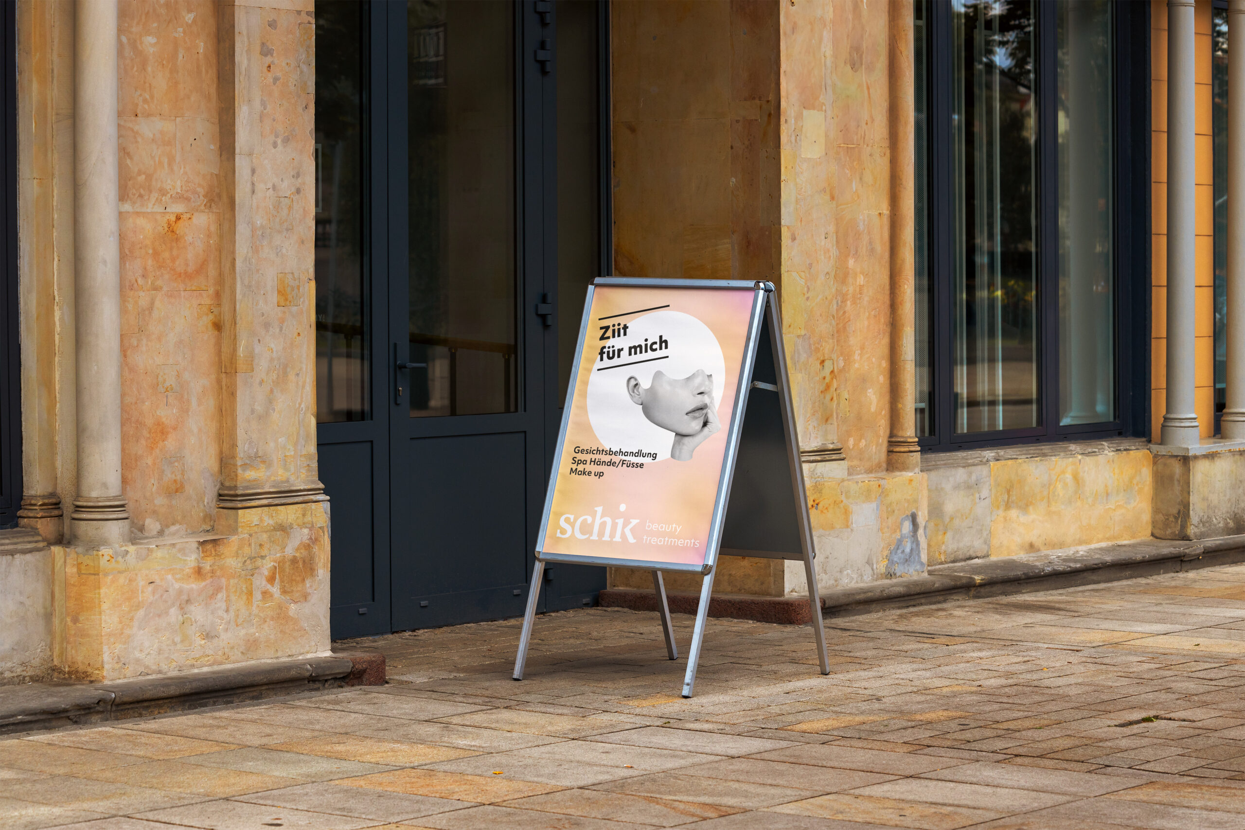 01_schik_kundenstopper_mockup_2025_se